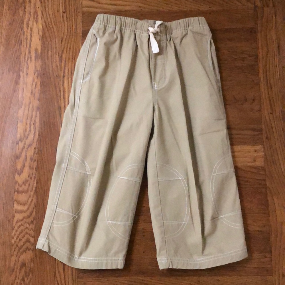 Hanna Andersson Boys Khaki Capri Pants